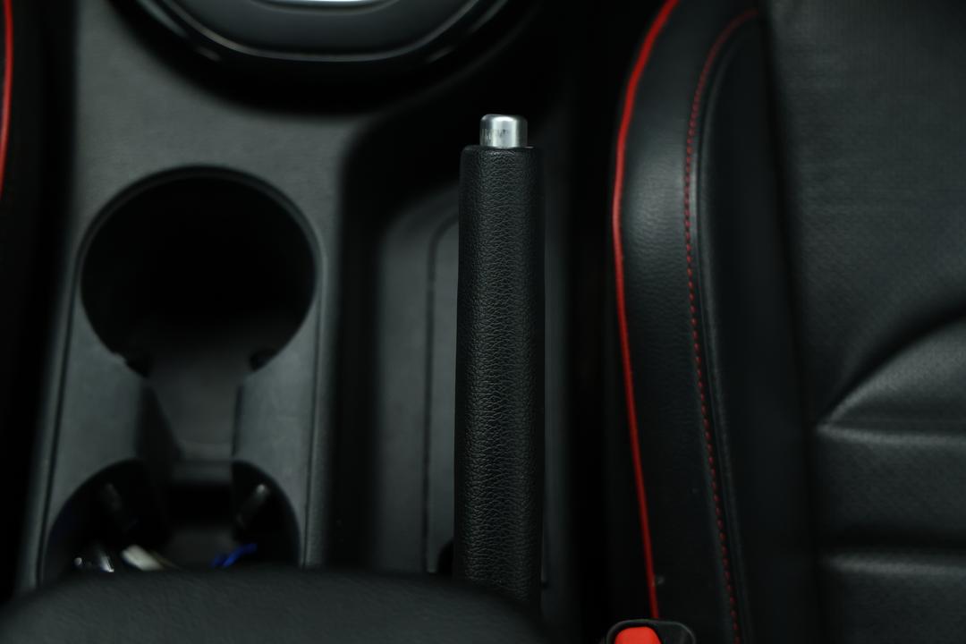 2019 Kia Cerato Gt Safety Pack, Automatic, 56945 km, Handbrake