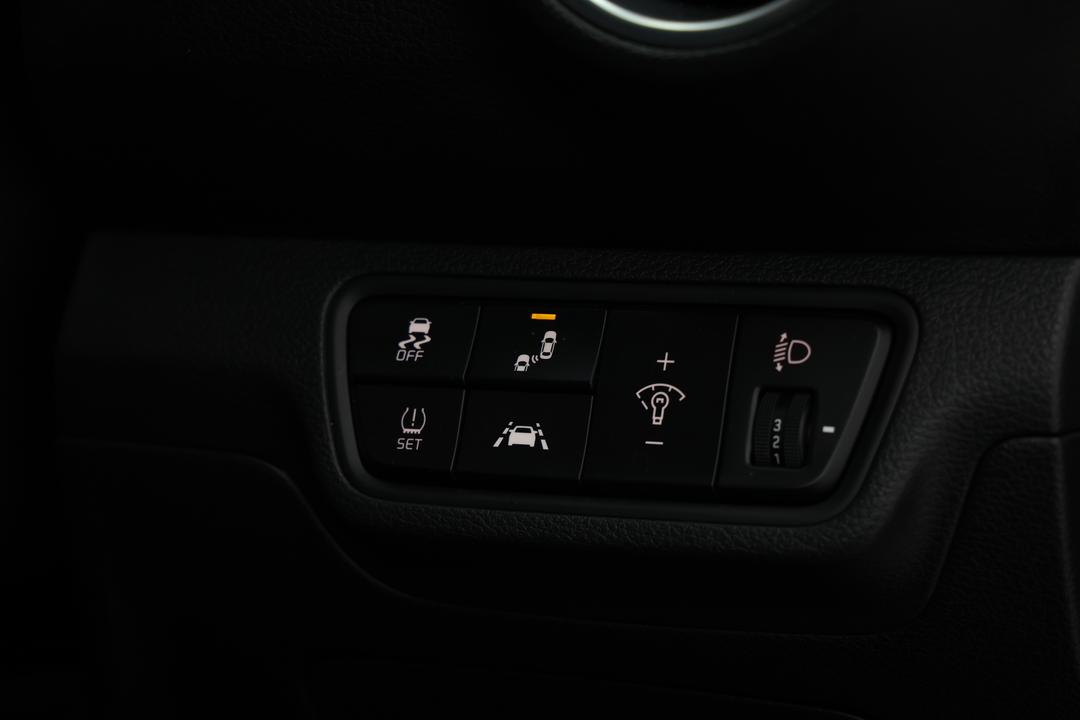 2019 Kia Cerato Gt Safety Pack, Automatic, 56945 km, Drivers Side Door Panel Controls