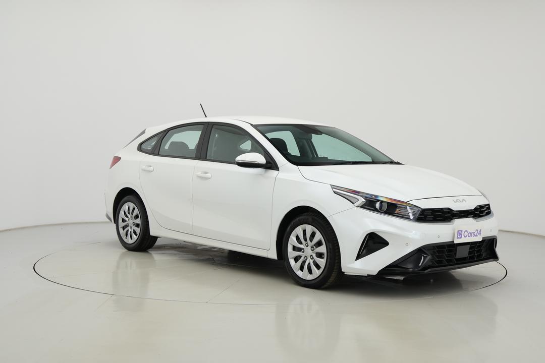 2022 Kia Cerato S, Automatic, 66651 km, Right Front Diagonal (45- Degree) View