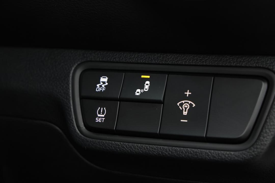 2022 Kia Cerato S, Automatic, 66651 km, Utility Switches/Buttons
