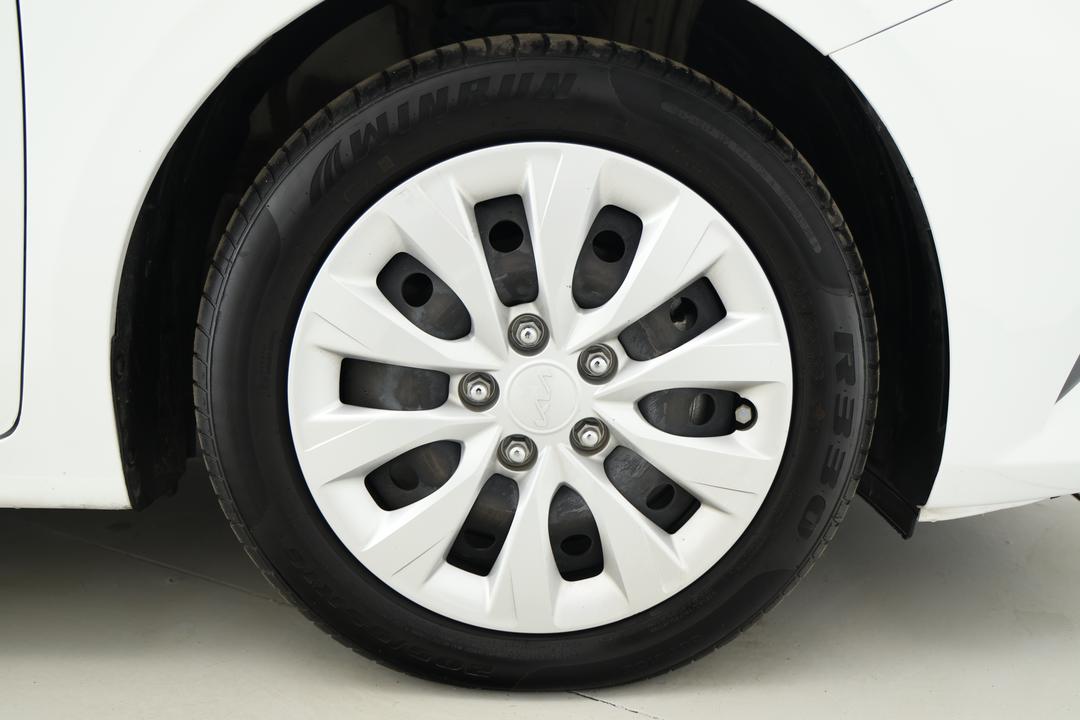 2022 Kia Cerato S, Automatic, 66651 km, Right Front Wheel