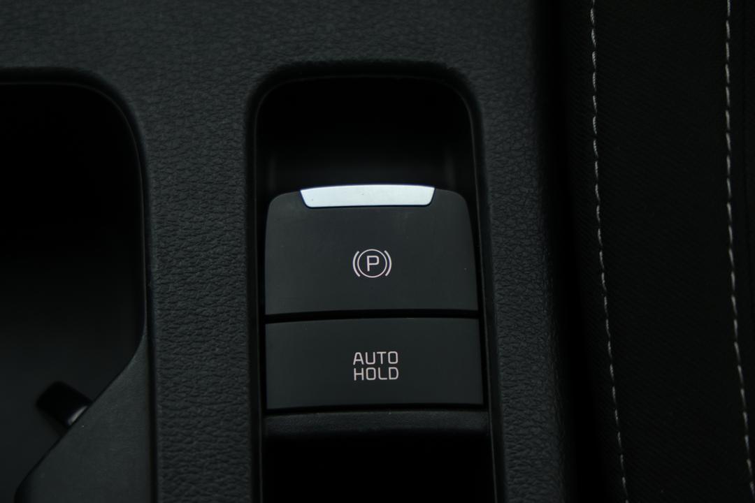 2022 Kia Cerato S, Automatic, 66651 km, Handbrake