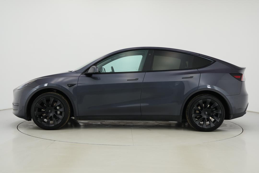 2023 Tesla Model Y Rear-wheel Drive, Automatic, 48385 km, Left Side View
