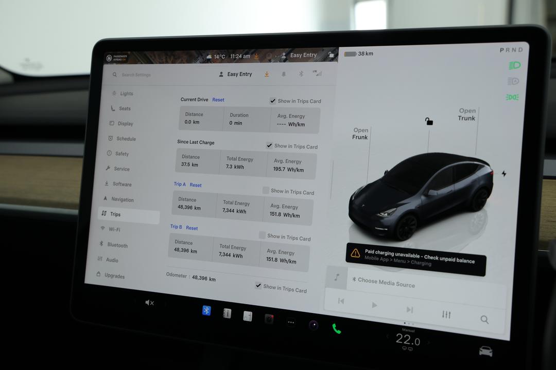 2023 Tesla Model Y Rear-wheel Drive, Automatic, 48385 km, Service History