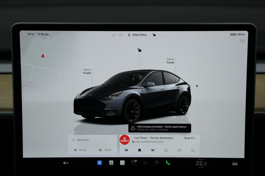 2023 Tesla Model Y Rear-wheel Drive, Automatic, 48385 km, Steering Wheel Close-up