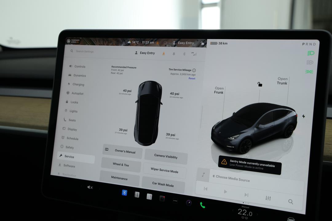 2023 Tesla Model Y Rear-wheel Drive, Automatic, 48385 km, Key Close-up