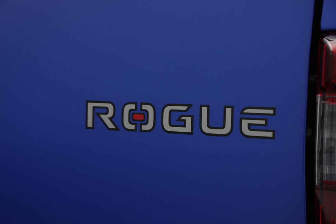 2022 Toyota Hilux Rogue (4x4), Automatic, 27945 km, Badge (Boot Right Side)
