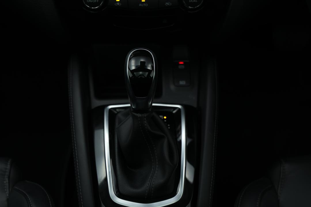 2020 Nissan Qashqai Ti, Automatic, 51804 km, Dashboard View