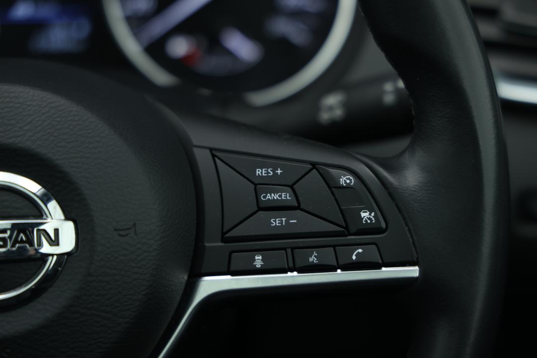 2020 Nissan Qashqai Ti, Automatic, 51804 km, On-Roof Controls/Sunglass holder