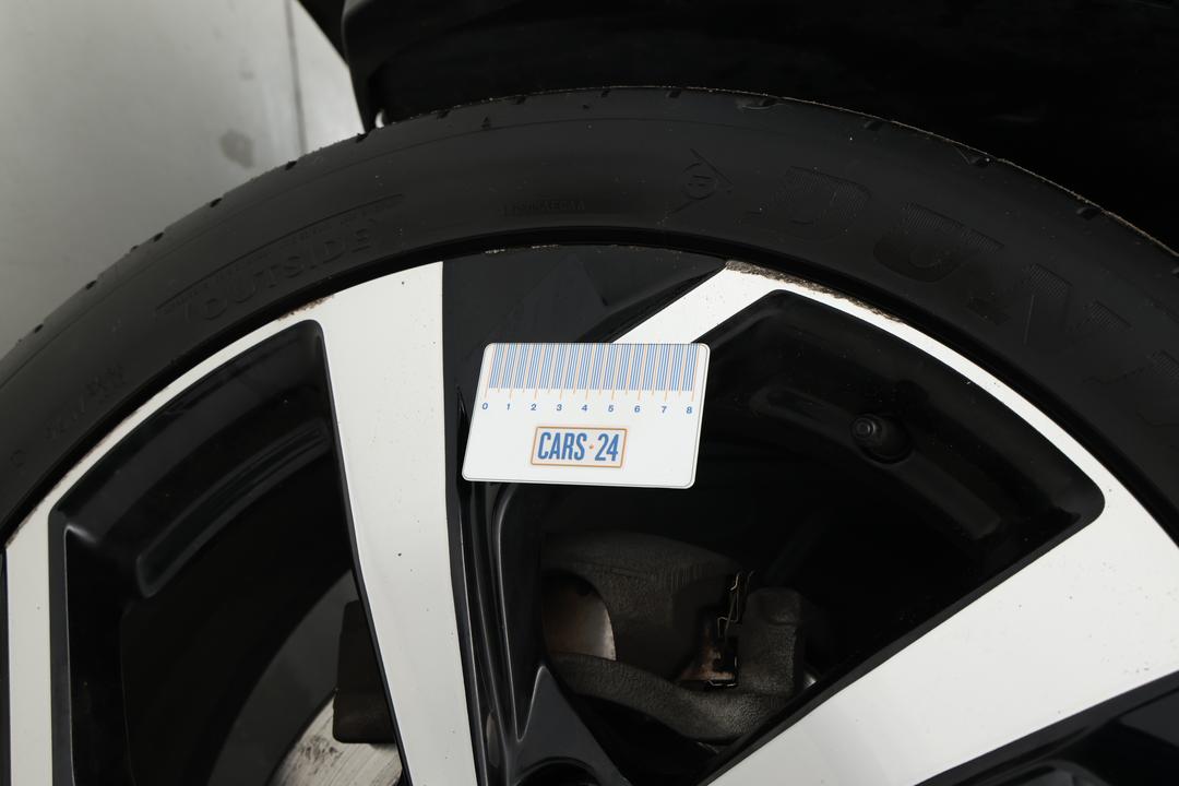 2020 Nissan Qashqai Ti, Automatic, 51804 km, Wheels Rim Front LHS Scratch
