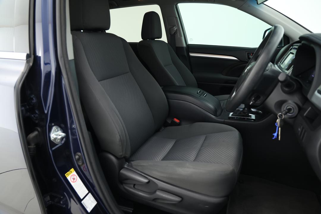 2016 Toyota Kluger Gx (4x2), Automatic, 117569 km, Drivers Side Adjustment Panel