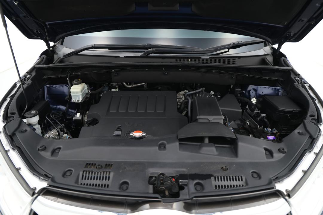 2016 Toyota Kluger Gx (4x2), Automatic, 117569 km, Open Bonnet (Engine)