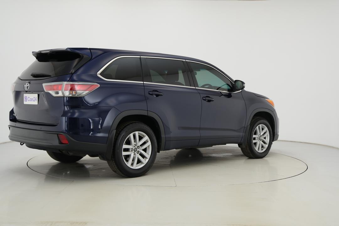 2016 Toyota Kluger Gx (4x2), Automatic, 117569 km, Right Back Diagonal (45- Degree) View
