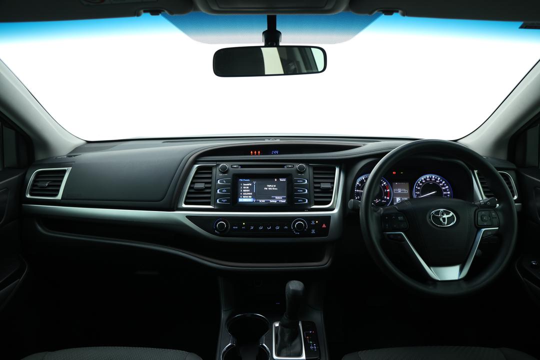 2016 Toyota Kluger Gx (4x2), Automatic, 117569 km, Dashboard View