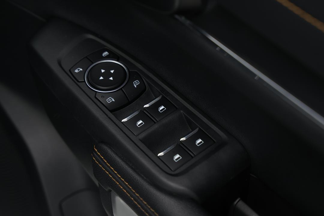 2019 Ford Ranger Wildtrak 3.2 (4x4), Automatic, 82280 km, Drivers Side Door Panel Controls