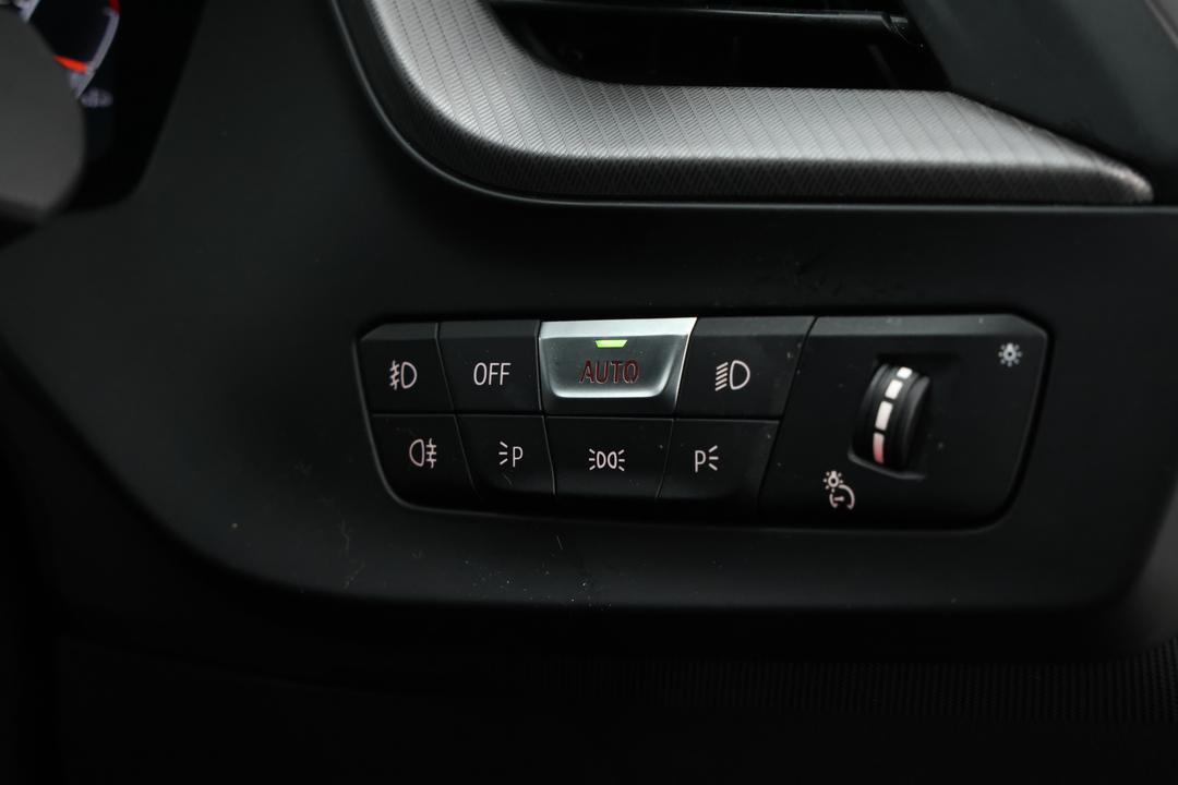 2021 BMW 2 20i M Sport Gran Coupe, Automatic, 63368 km, Utility Switches/Buttons
