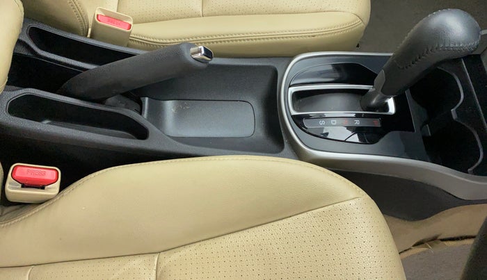 2017 Honda City ZX CVT, Petrol, Automatic, 44,209 km, Gear Lever
