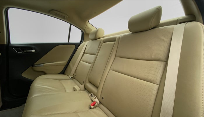 2017 Honda City ZX CVT, Petrol, Automatic, 44,209 km, Right Side Rear Door Cabin