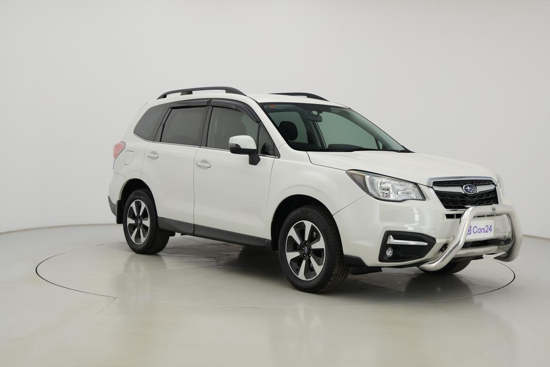 2016 Subaru Forester 2.5i-l, Automatic, 155442 km, Right Front Diagonal (45- Degree) View