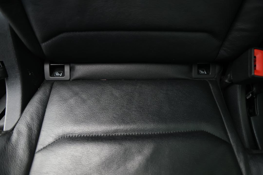 2019 Volkswagen Tiguan Allspace 162 Tsi Highline, Automatic, 58260 km, Drivers Side Adjustment Panel