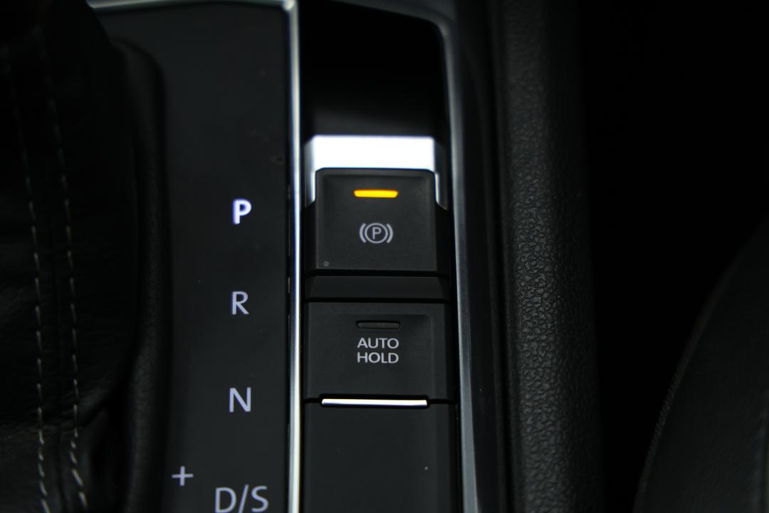 2019 Volkswagen Tiguan Allspace 162 Tsi Highline, Automatic, 58260 km, Steering Wheel Close-up