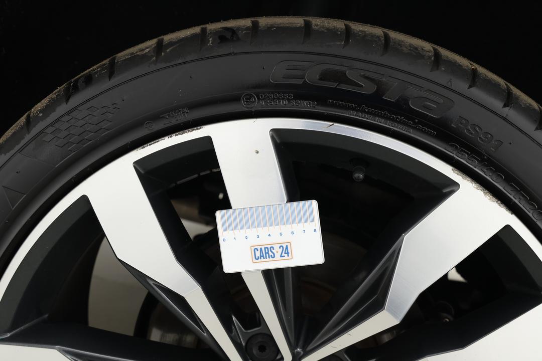 2019 Volkswagen Tiguan Allspace 162 Tsi Highline, Automatic, 58260 km, Wheels Rim Front RHS Scratch