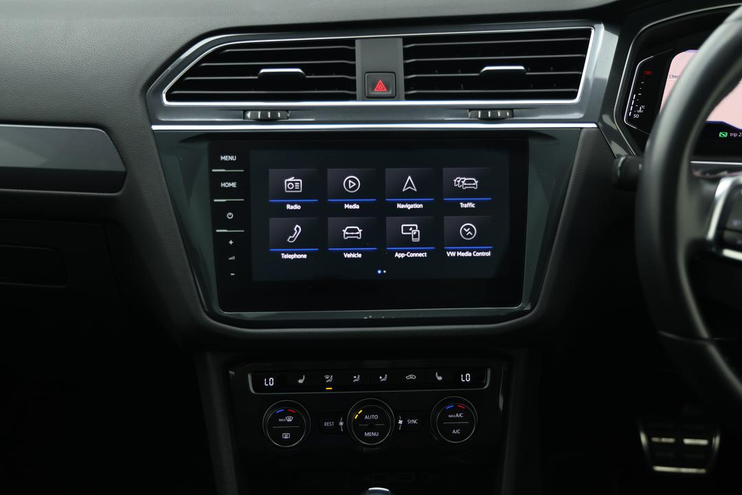 2019 Volkswagen Tiguan Allspace 162 Tsi Highline, Automatic, 58260 km, Center Console