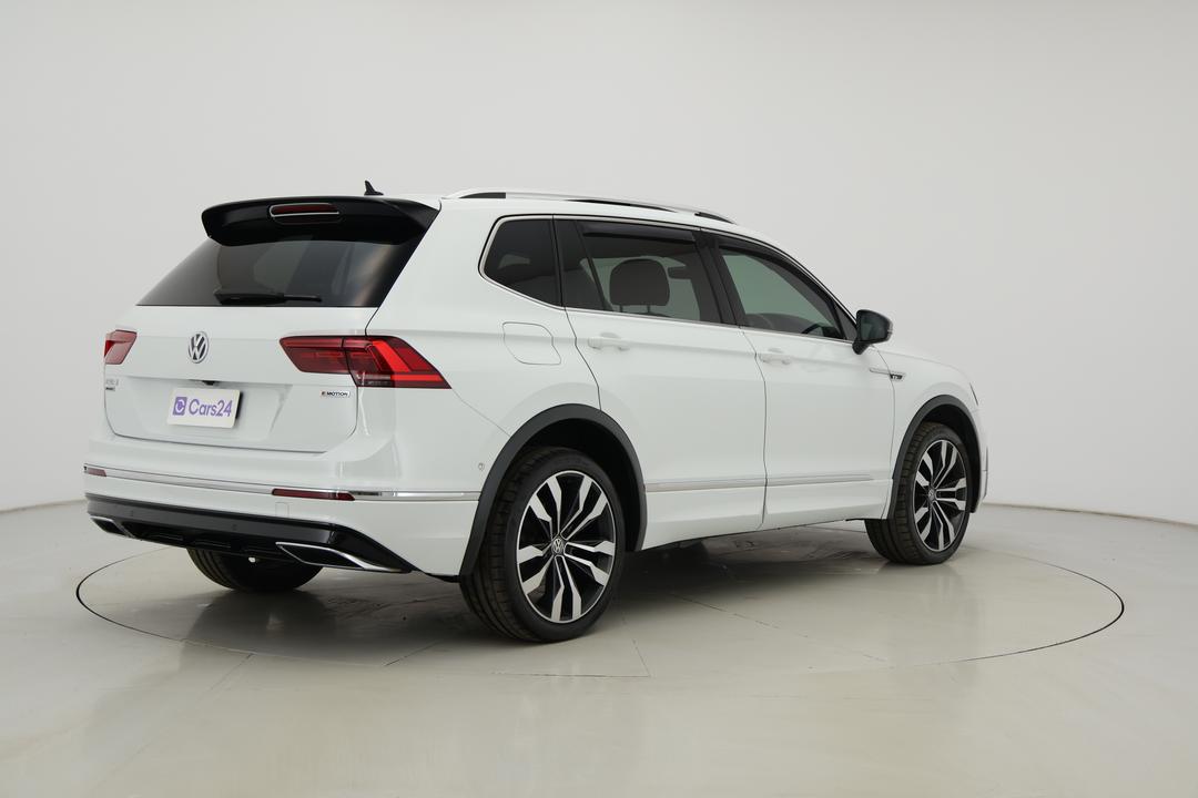 2019 Volkswagen Tiguan Allspace 162 Tsi Highline, Automatic, 58260 km, Right Back Diagonal (45- Degree) View