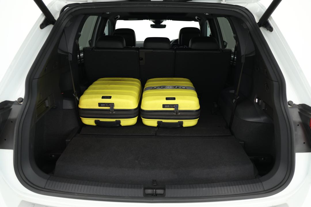 2019 Volkswagen Tiguan Allspace 162 Tsi Highline, Automatic, 90770 km, Boot Inside View with Luggage