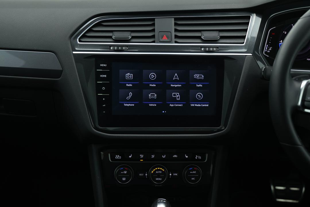2019 Volkswagen Tiguan Allspace 162 Tsi Highline, Automatic, 90770 km, Center Console