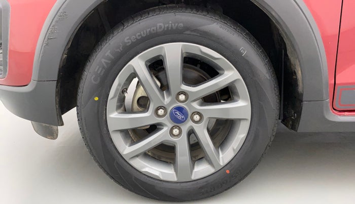 2018 Ford FREESTYLE TITANIUM PLUS 1.2 PETROL, Petrol, Manual, 27,039 km, Left Front Wheel