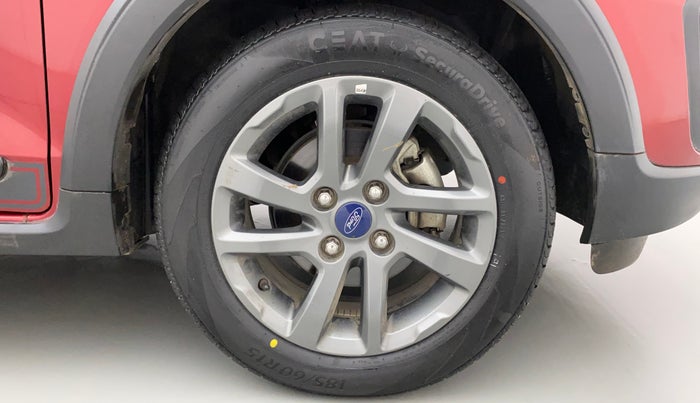 2018 Ford FREESTYLE TITANIUM PLUS 1.2 PETROL, Petrol, Manual, 27,039 km, Right Front Wheel