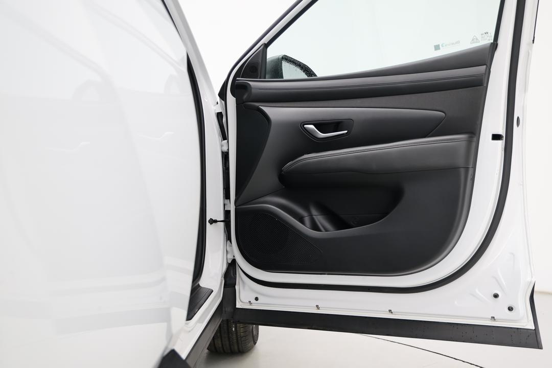 2024 Hyundai Tucson (FWD), Automatic, 25175 km, Drivers Side Adjustment Panel