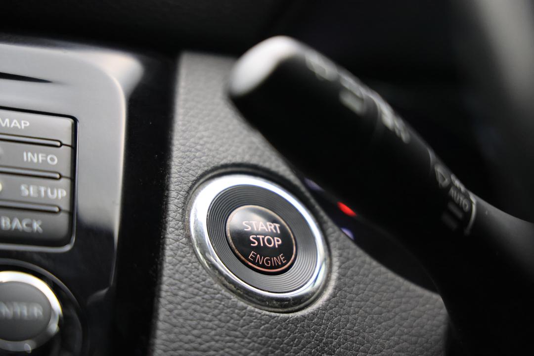 2017 Nissan Qashqai Ti, Automatic, 142633 km, Keyless / Button Start