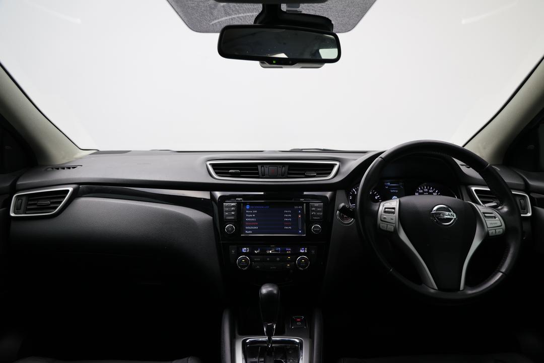 2017 Nissan Qashqai Ti, Automatic, 142633 km, Dashboard View