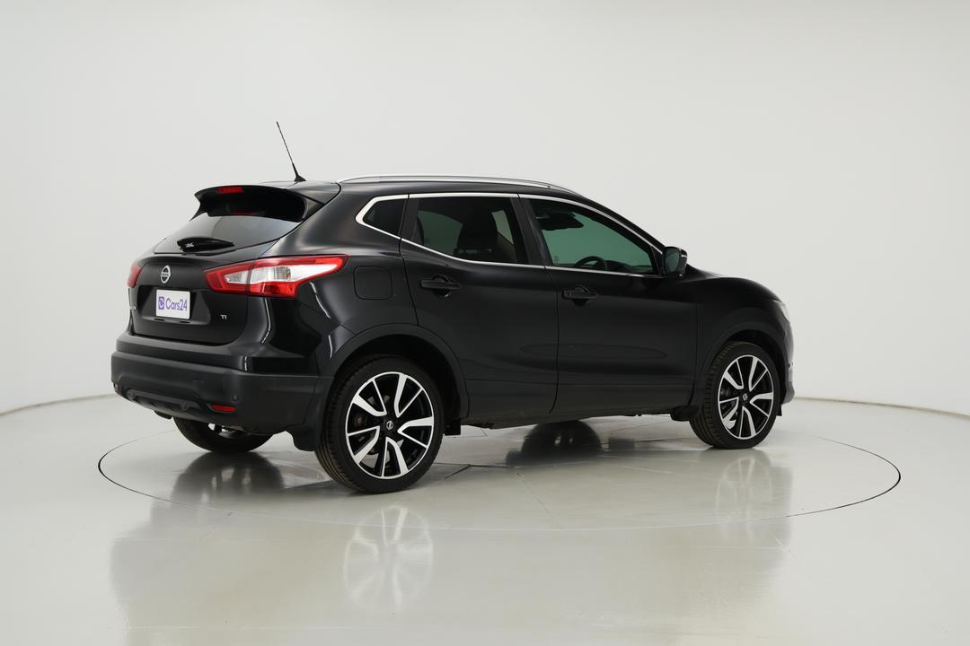 2017 Nissan Qashqai Ti, Automatic, 142633 km, Right Back Diagonal (45- Degree) View