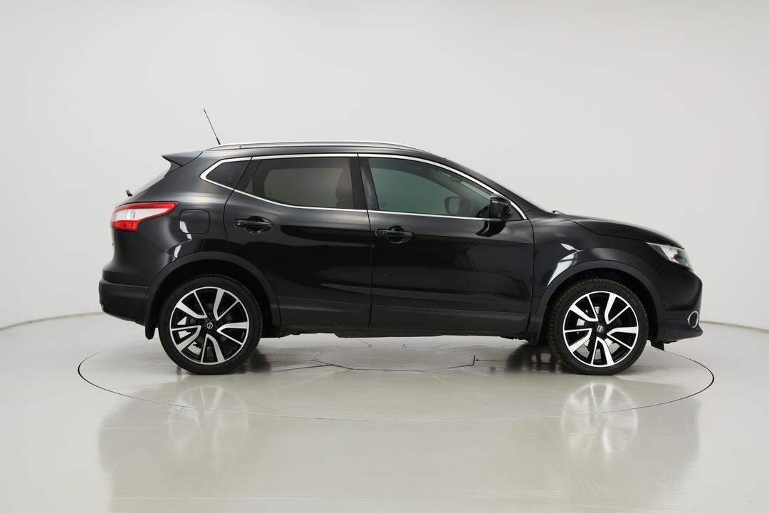 2017 Nissan Qashqai Ti, Automatic, 142633 km, Right Side View