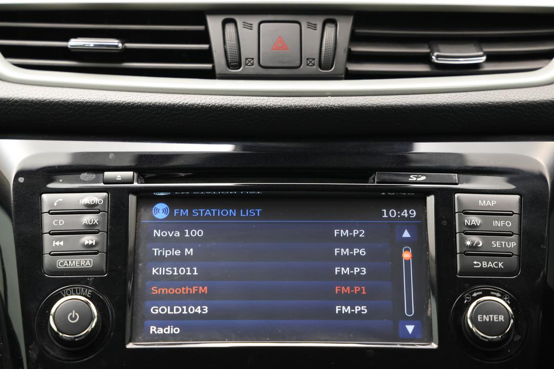 2017 Nissan Qashqai Ti, Automatic, 142633 km, Infotainment System