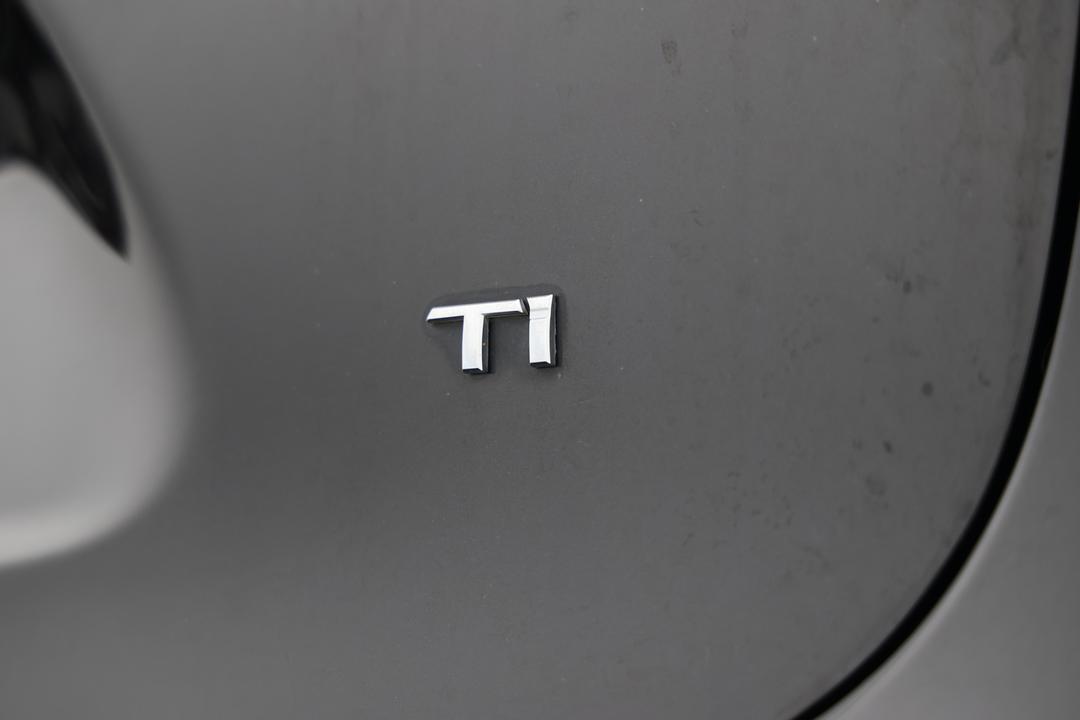 2017 Nissan Qashqai Ti, Automatic, 142633 km, Badge (Boot Right Side)