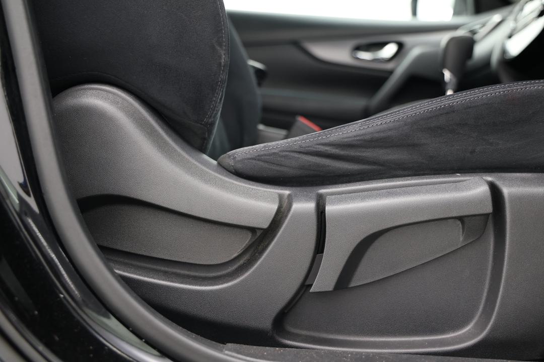2016 Nissan X-trail St (FWD), Automatic, 66317 km, Drivers Side Adjustment Panel