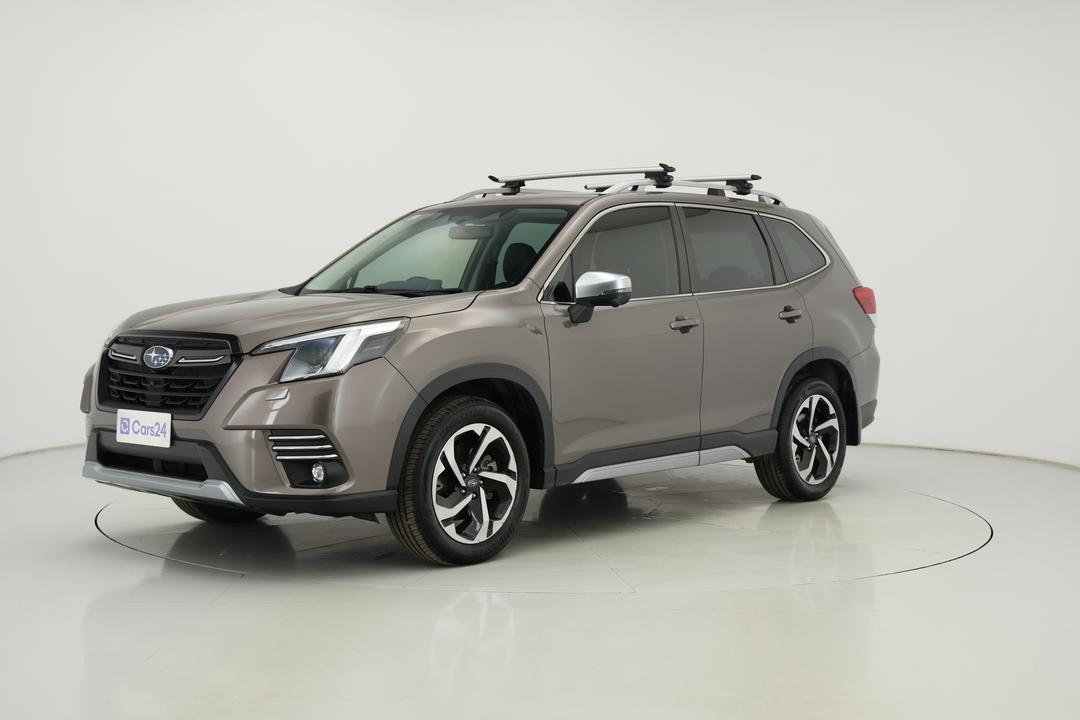 2021 Subaru Forester 2.5i-s (AWD), Automatic, 53003 km, Left Front Diagonal (45- Degree) View