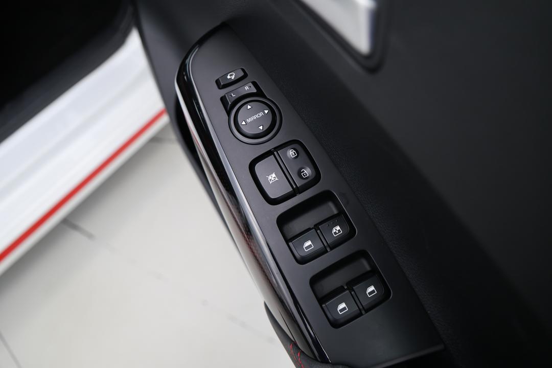 2023 Kia Picanto Gt-line (pe), Automatic, 15801 km, Pedals and Footmat