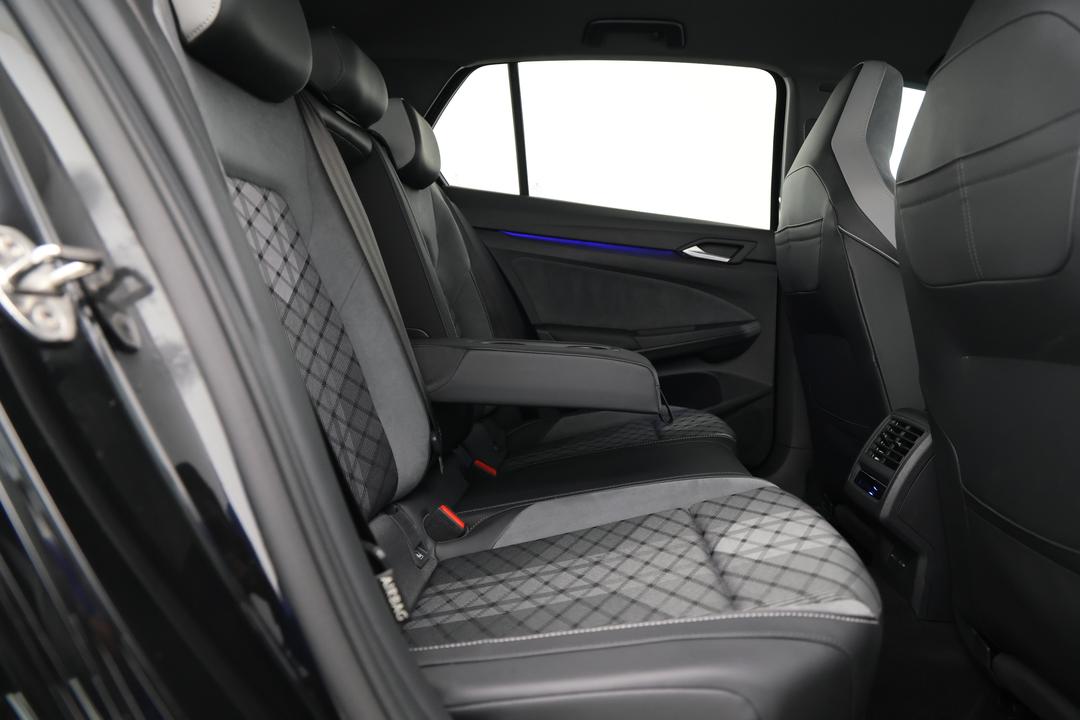 2024 Volkswagen Golf 110tsi R-line, Automatic, 31996 km, Right Side Rear Door Cabin View