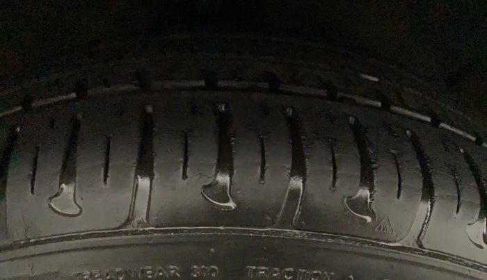 2019 Hyundai Grand i10 SPORTZ 1.2 KAPPA VTVT, Petrol, Manual, 20,294 km, Right Front Tyre Tread