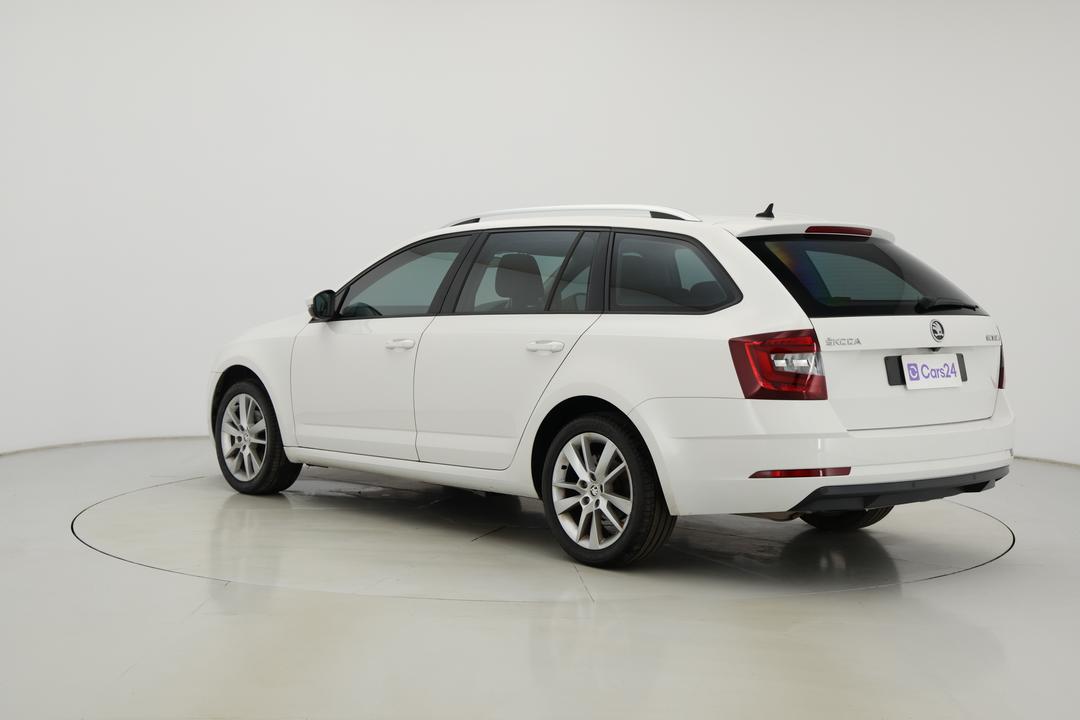 2019 SKODA Octavia 110 Tsi, Automatic, 90485 km, Left Back Diagonal (45- Degree) View