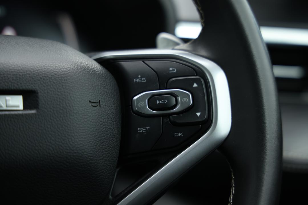2023 GWM Haval Jolion Lux, Automatic, 31643 km, On-Roof Controls/Sunglass holder