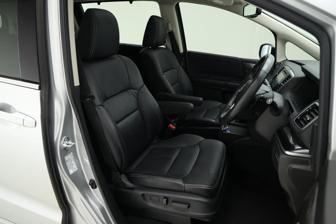 2016 Honda Odyssey Vti-l, Automatic, 81408 km, Drivers Side Door Panel Controls