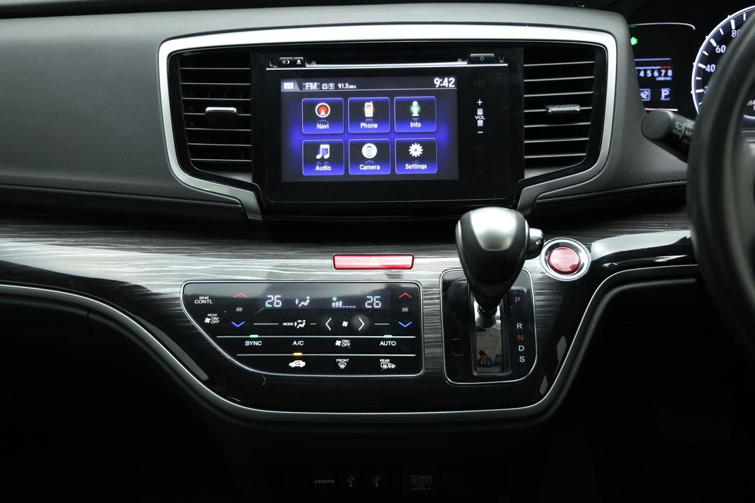 2016 Honda Odyssey Vti-l, Automatic, 81408 km, Center Console