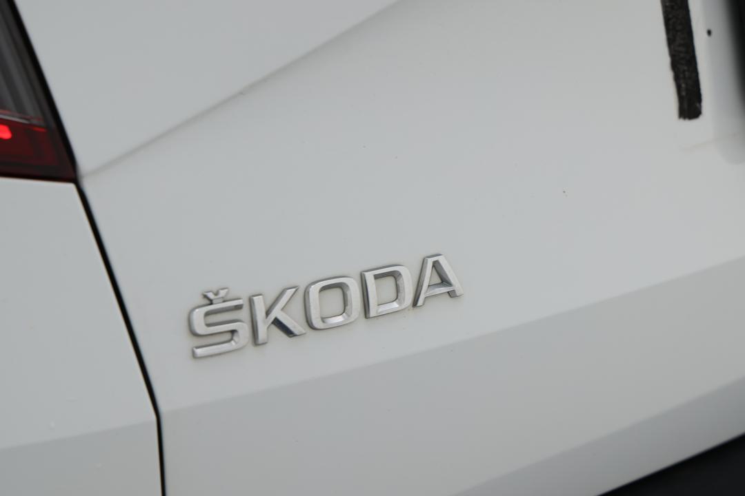 2019 SKODA Karoq 1.5 110tsi, Automatic, 85151 km, Badge (Boot Left Side)