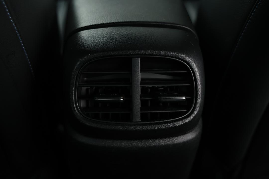 2021 Hyundai i30 N Premium, Automatic, 102311 km, Rear A/C Vent